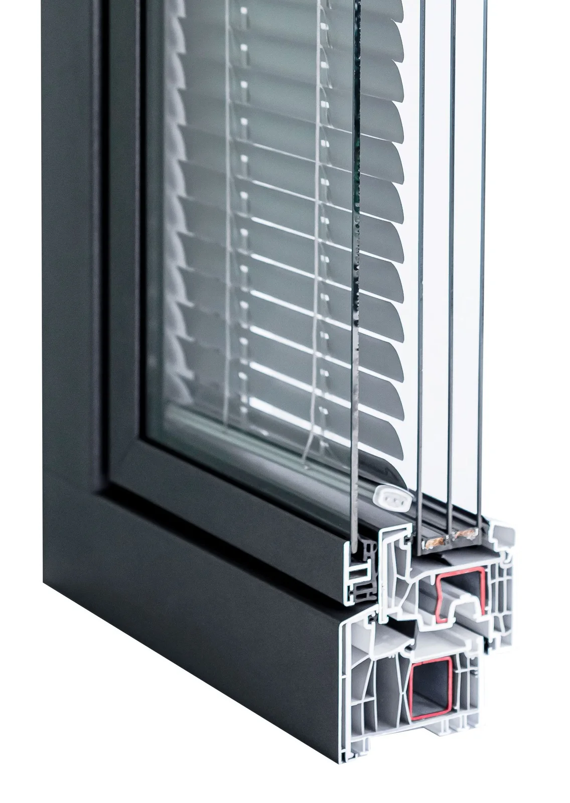 Sezione angolare del profilo PVC con AluClip Add-On